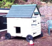 hen house.jpg hen house.jpg